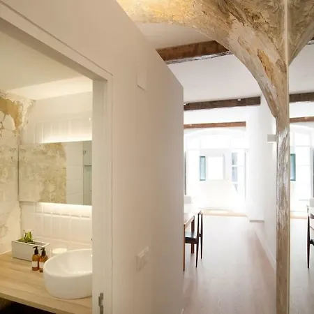 House Of Madres * Lisbon